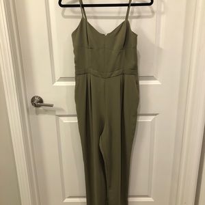 Jennifer Lopez Size 4 Green Romper